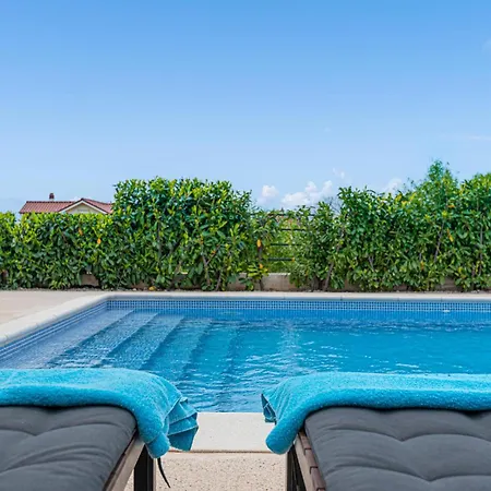 Front In Tribunj * Tribalj