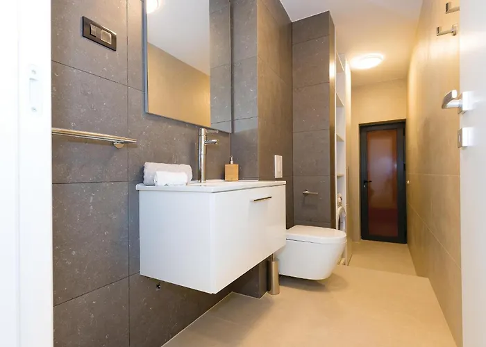 Holiday home Front In Tribunj *