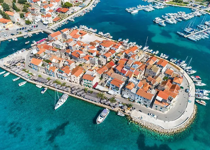 Front In Tribunj Holiday home Tribunj (Sibenik-Knin)